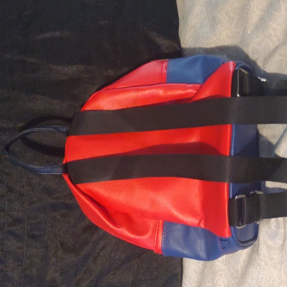 Mini back pack/ purse - Picture 2 of 4